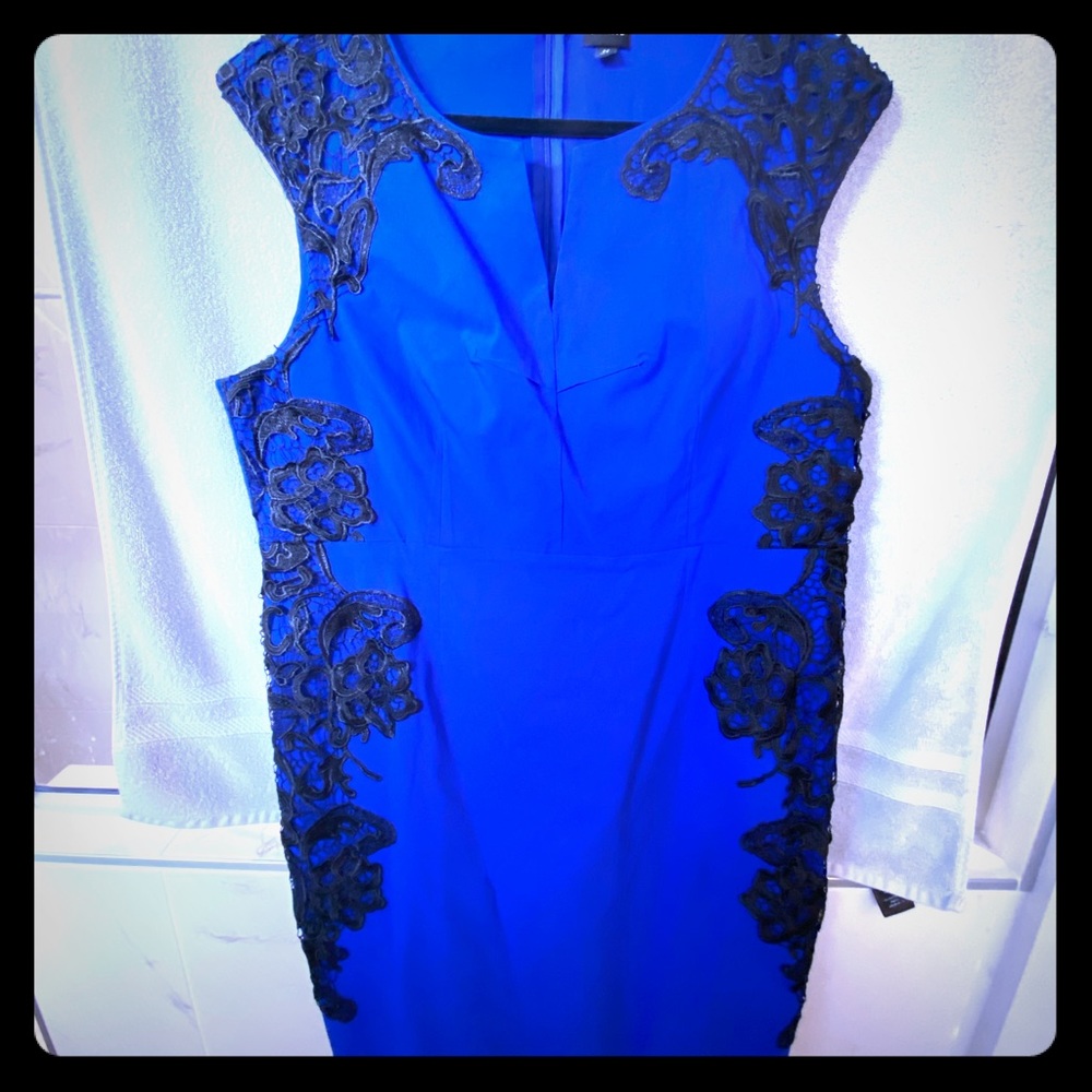 22W Bright blue detail cocktail dress